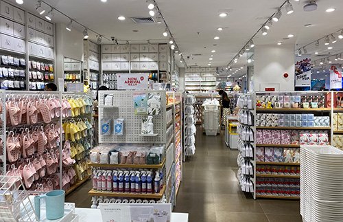 Do we need to change the layout of the products on the display shelves of the boutique