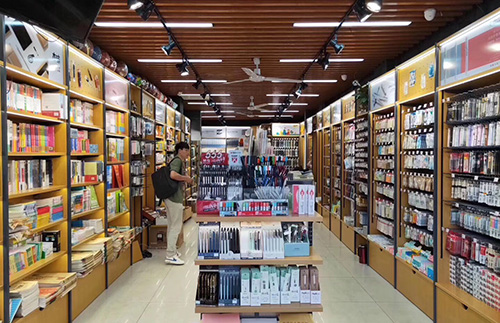 Datang shelves teach you how to display shelf products in small stationery stores